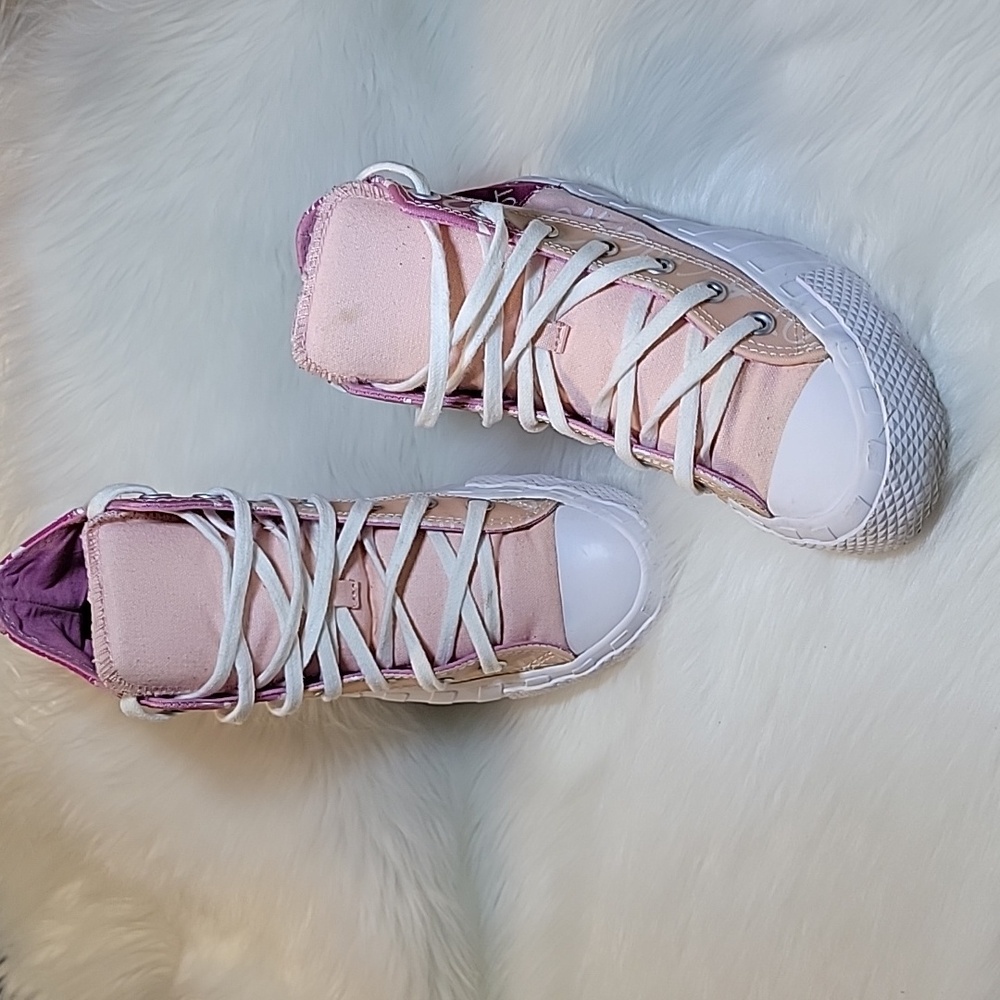 CONVERSE  Not a Chuck Storm Pink Hightop Sneakers size 5